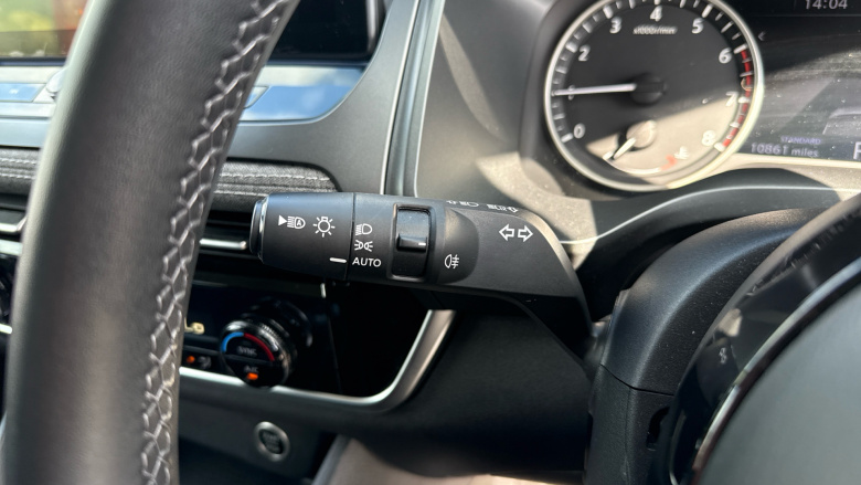 Nissan Qashqai 1.3 DiG-T MH 158 Acenta Premium 5dr Xtronic Petrol Hatchback